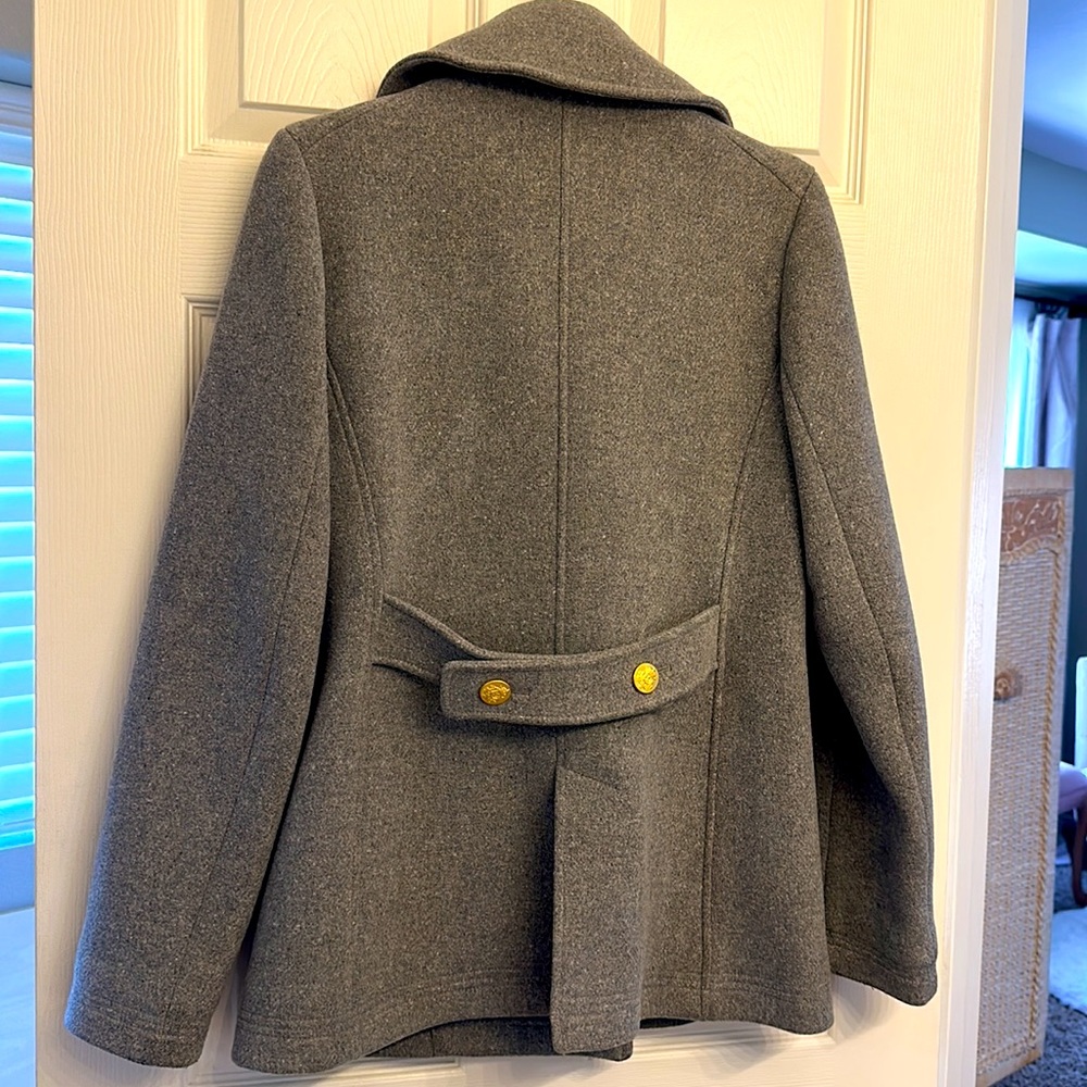 Heavy pea coat J Crew  🧥